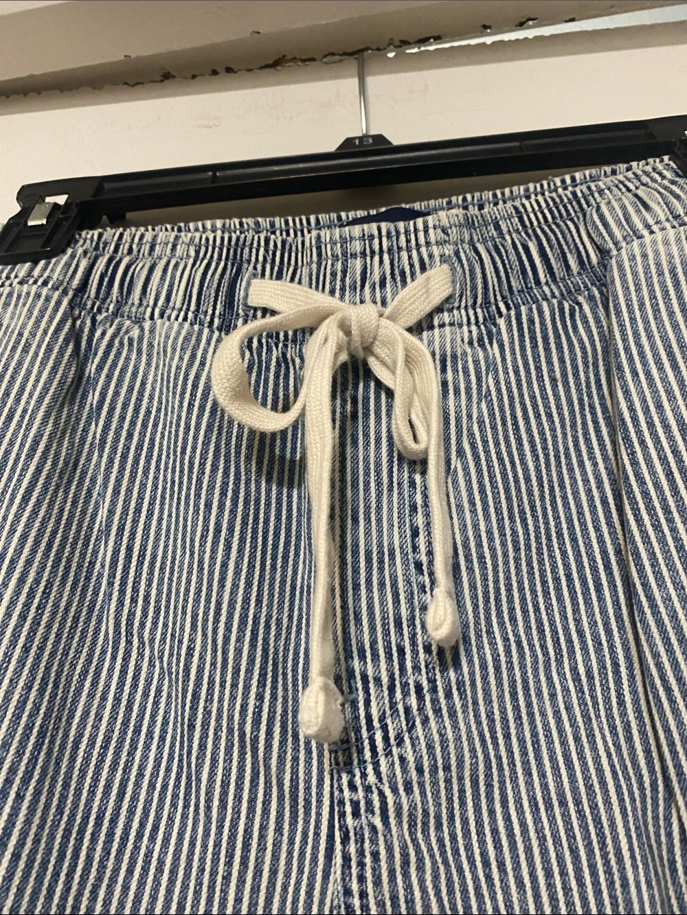 GAP PINSTRIPE DENIM - Picture 4 of 8